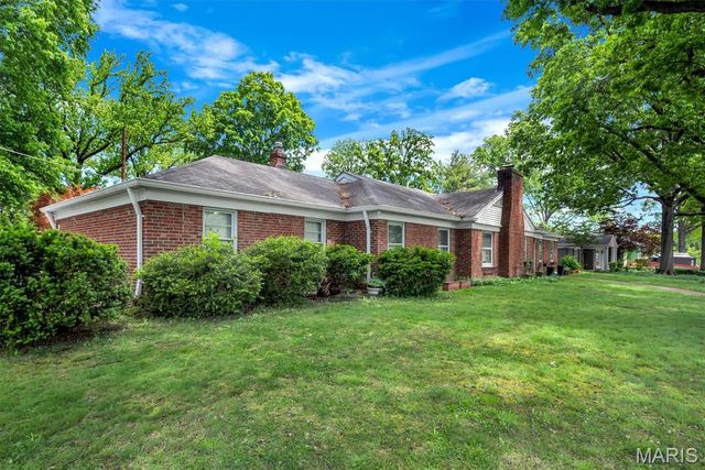 9071 Monmouth Drive, St Louis, MO 63117