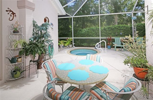 631 W Doerr Path, Hernando, FL 34442