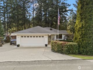 14002 51st Avenue NW, Gig Harbor, WA 98332