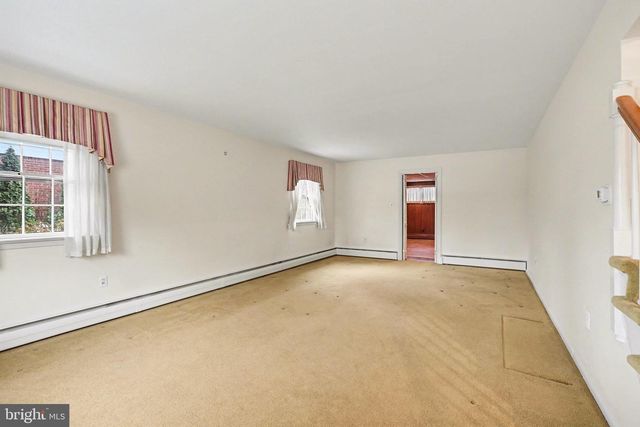 1045 GRANDVIEW BLVD, Lancaster, PA 17601