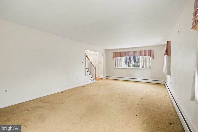 1045 GRANDVIEW BLVD, Lancaster, PA 17601