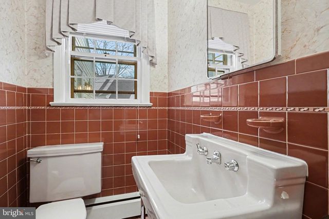 1045 GRANDVIEW BLVD, Lancaster, PA 17601