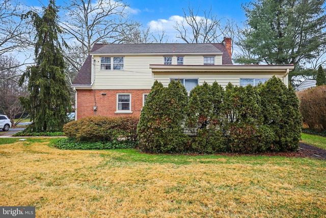 1045 GRANDVIEW BLVD, Lancaster, PA 17601