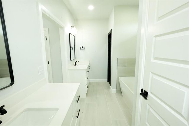 14604 S Broadway Avenue, Oklahoma City, OK 73170