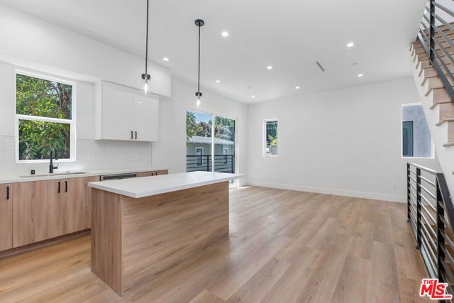 1821 N Ashmore Street, Los Angeles, CA 90026
