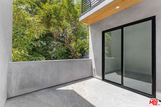 1821 N Ashmore Street, Los Angeles, CA 90026