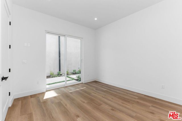 1821 N Ashmore Street, Los Angeles, CA 90026