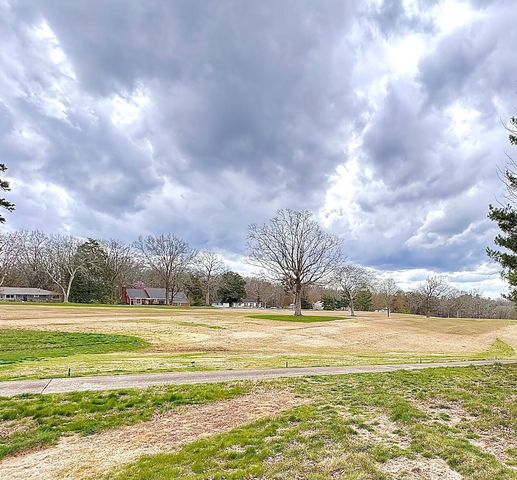 104 Pinehurst Lane, Signal Mountain, TN 37377