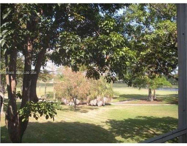 8301 Sands Point Blvd S202, Tamarac, FL 33321