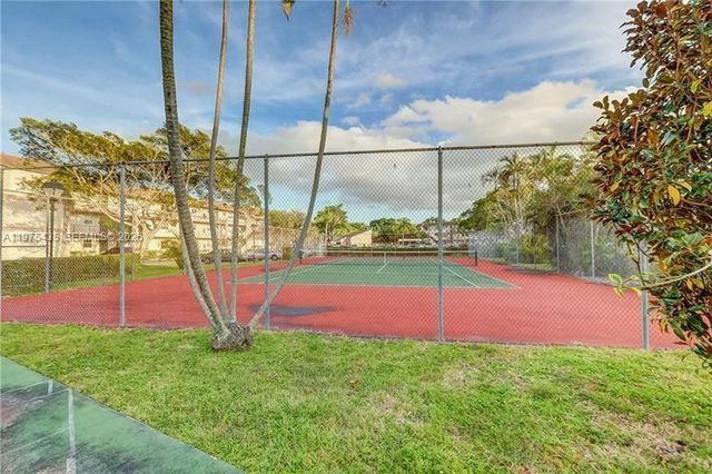 8301 Sands Point Blvd S202, Tamarac, FL 33321