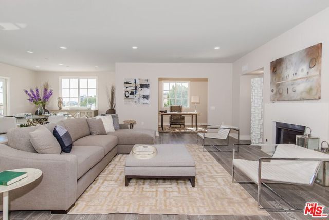 313 S Reeves Drive 203, Beverly Hills, CA 90212