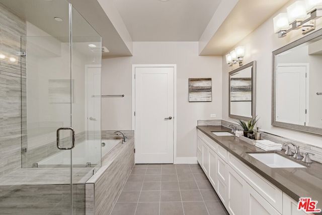 313 S Reeves Drive 203, Beverly Hills, CA 90212