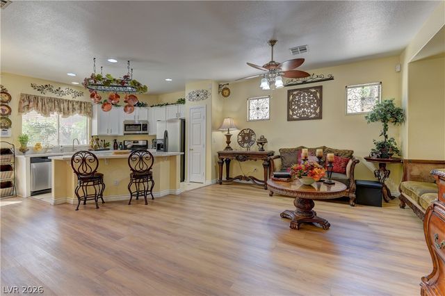 6329 Kitamaya Street, North Las Vegas, NV 89031