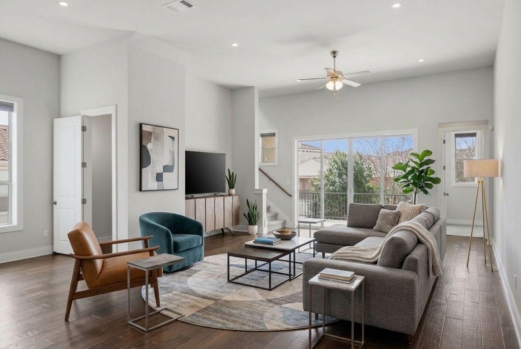 12113 Beautybrush DR, Austin, TX 78738