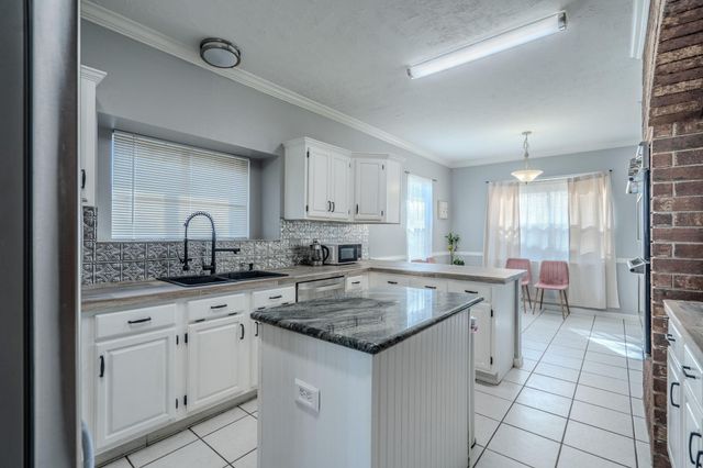 23003 N Waterlily Drive, Richmond, TX 77406