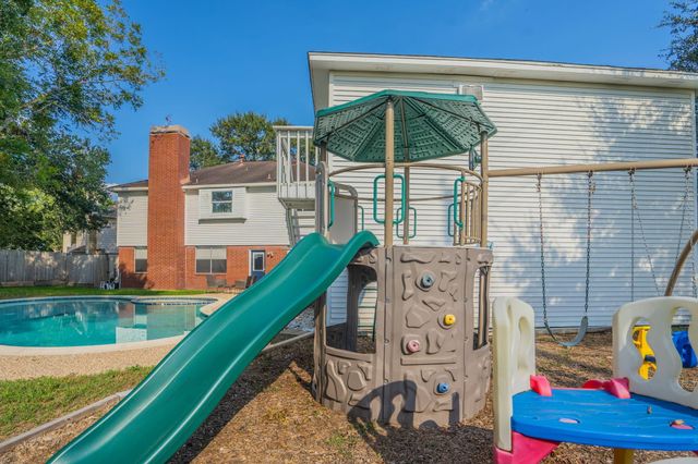23003 N Waterlily Drive, Richmond, TX 77406