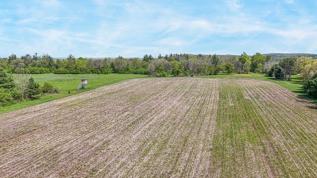 N3155 STATE ROAD 15, Hortonville, WI 54944