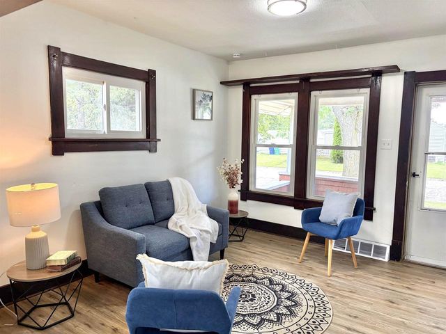 808 7TH STREET, Green Bay, WI 54304