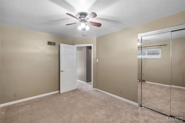 5619 Arendes Drive, St Louis, MO 63116