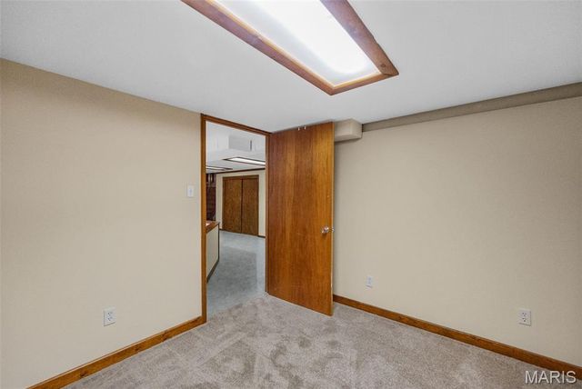 5619 Arendes Drive, St Louis, MO 63116