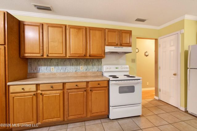 4502 New Hope Avenue, Pascagoula, MS 39581