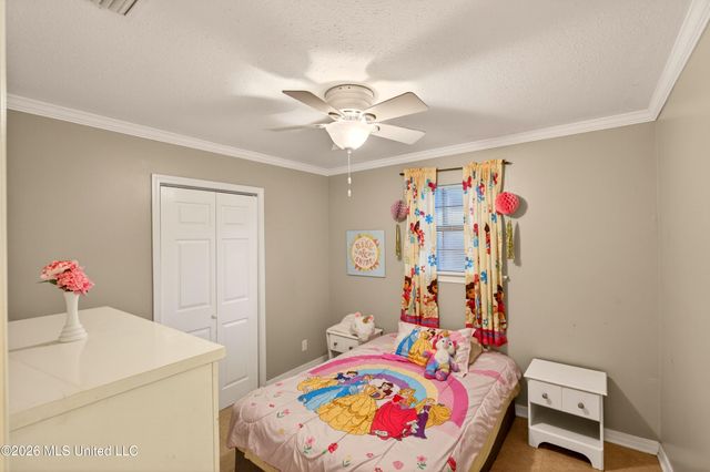 4502 New Hope Avenue, Pascagoula, MS 39581
