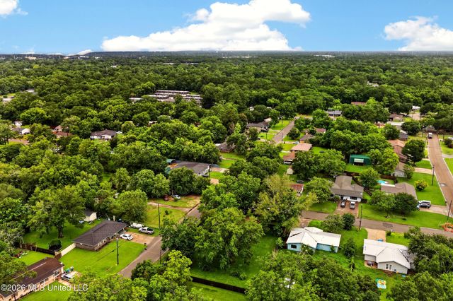 4502 New Hope Avenue, Pascagoula, MS 39581