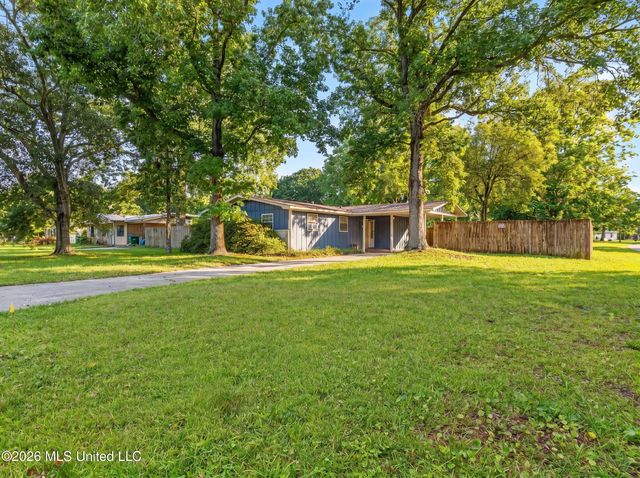 4502 New Hope Avenue, Pascagoula, MS 39581
