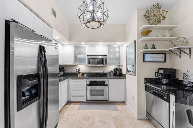 235 NE 1ST Street PH 503, Delray Beach, FL 33444