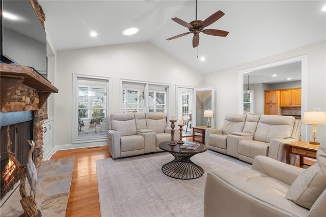 702 Bogey Boulevard, Seneca, SC 29678