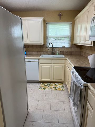 2302 S 38th Street, Abilene, TX 79605