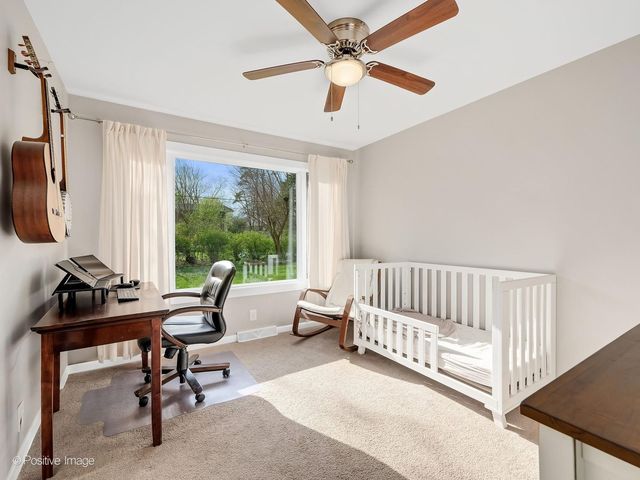 407 10th Court, St. Charles, IL 60174