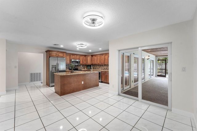 966 NW 37TH Avenue, Delray Beach, FL 33445