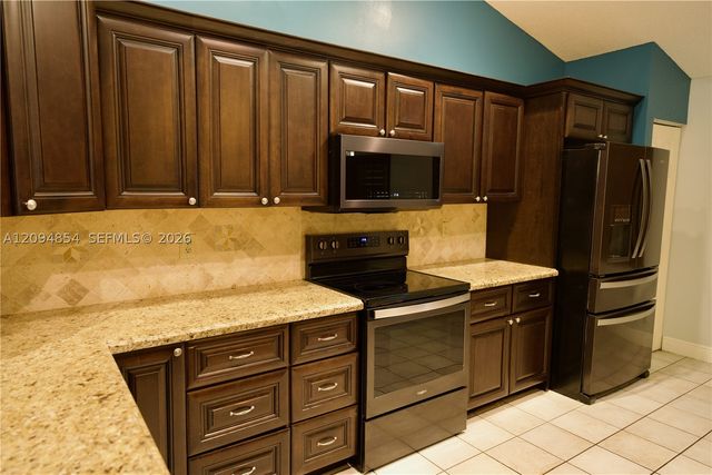 9135 S Southern Orchard Rd S 9135, Davie, FL 33328