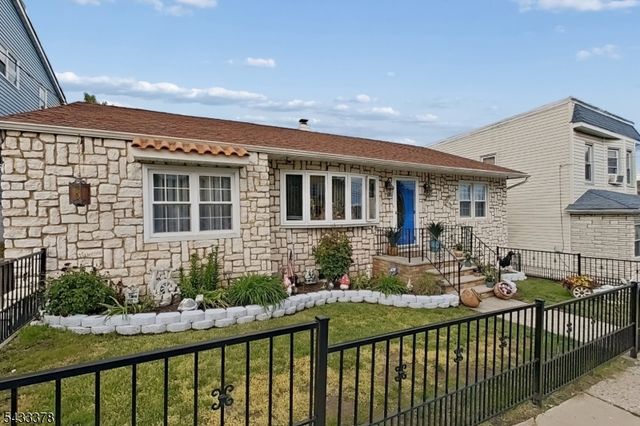 249 Bergen Ave, Kearny Town, NJ 07032
