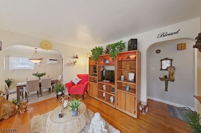 249 Bergen Ave, Kearny Town, NJ 07032