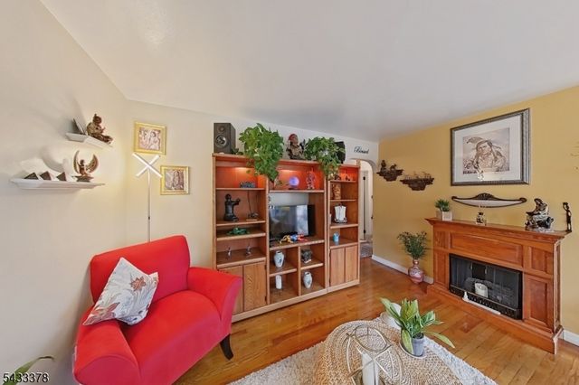 249 Bergen Ave, Kearny Town, NJ 07032
