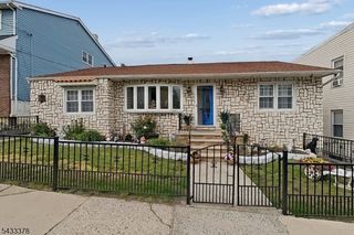 249 Bergen Ave, Kearny Town, NJ 07032