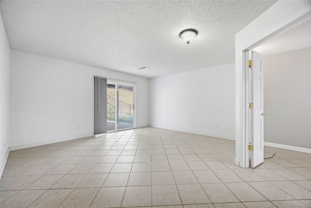 1731 Parkway Drive, Coralville, IA 52241