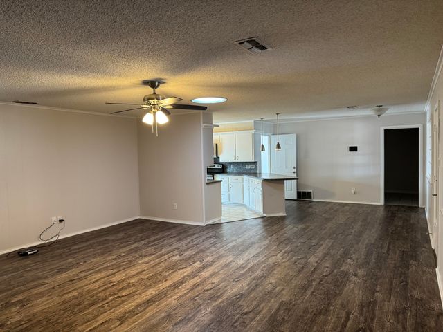 3404 53rd Street, Lubbock, TX 79413