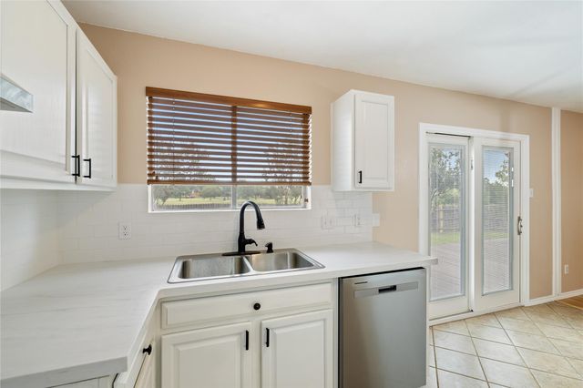 3133 Lake CV, Round Rock, TX 78665