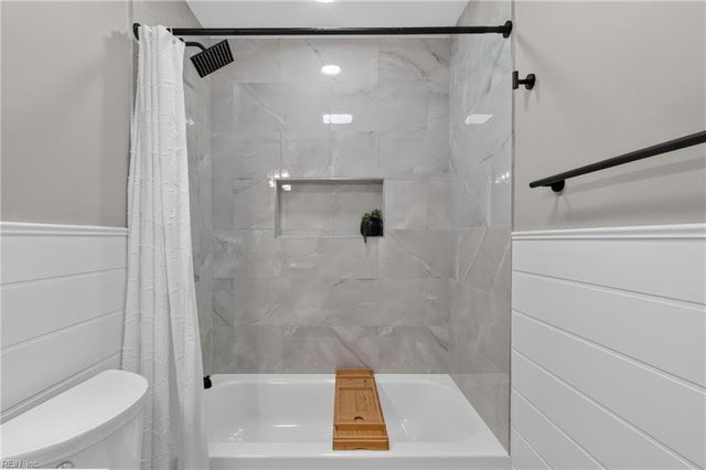 1040 Ewell RD, Virginia Beach, VA 23455