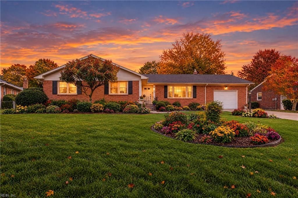 1040 Ewell RD, Virginia Beach, VA 23455