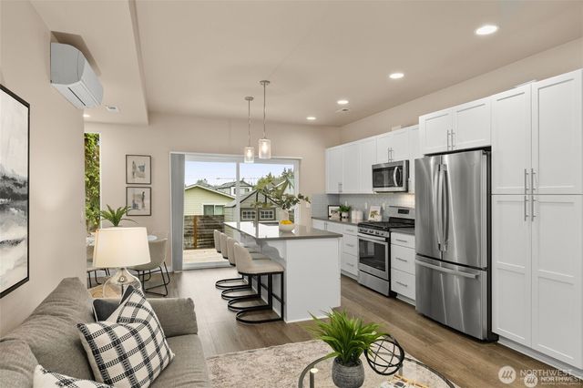 3928 S Findlay Street, Seattle, WA 98118
