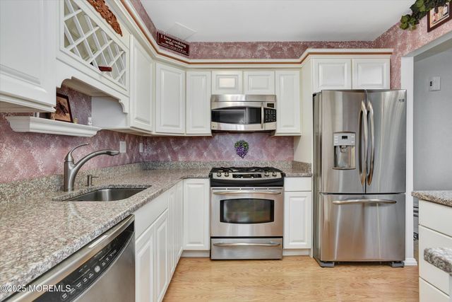 14 Hialeah, West Long Branch, NJ 07764