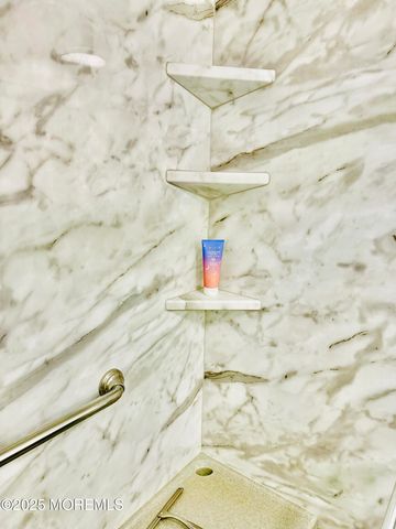 14 Hialeah, West Long Branch, NJ 07764