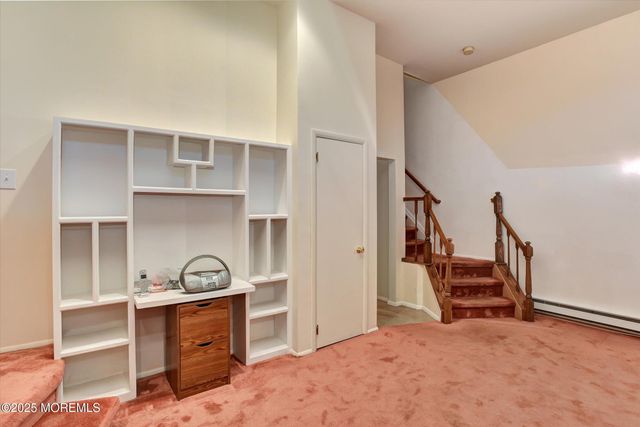 14 Hialeah, West Long Branch, NJ 07764