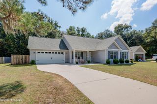 9306 Straightway Drive NE, Leland, NC 28451