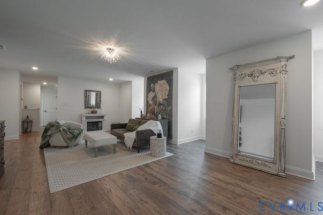 2222 Osborne Hill Dr, Rockville, VA 23146