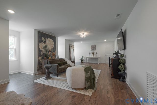 2222 Osborne Hill Dr, Rockville, VA 23146